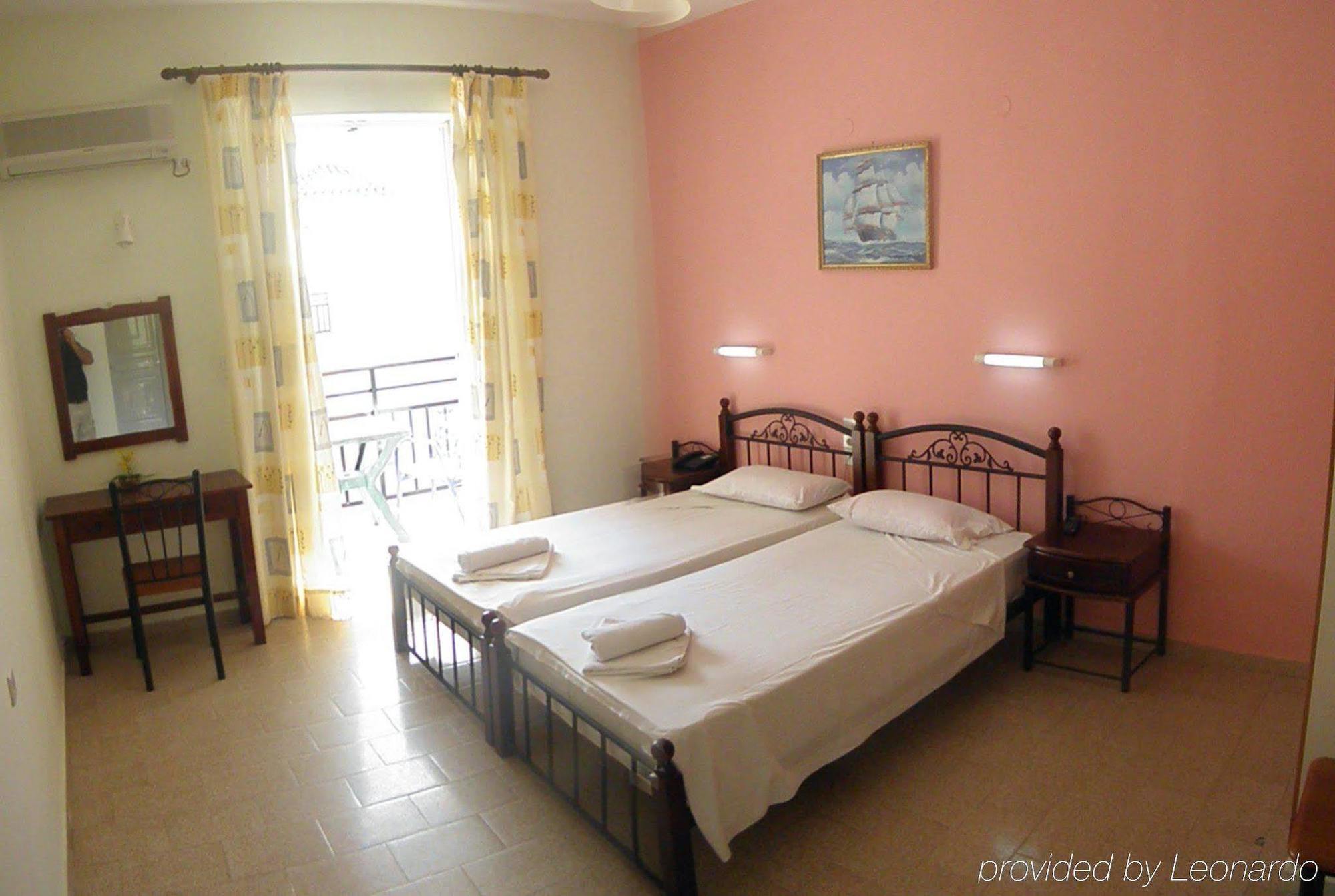 Vossos Hotel Apartments Laganas Esterno foto